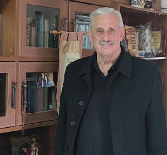 اتوق لزيارة بشرّي وبسكنتا  بقلم:زهير دعيم