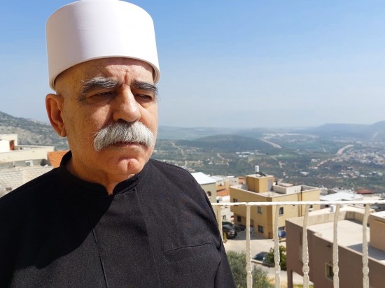 قراءة نقدية معمّقة في قصيدة انتصَرنا في صدّ مدح الحروب